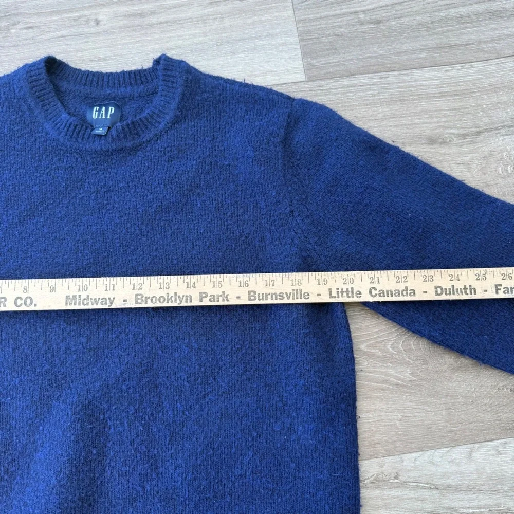 GAP Mens Crewneck Sweater Navy Blue Knit Pullover Long Sleeve Medium 0991